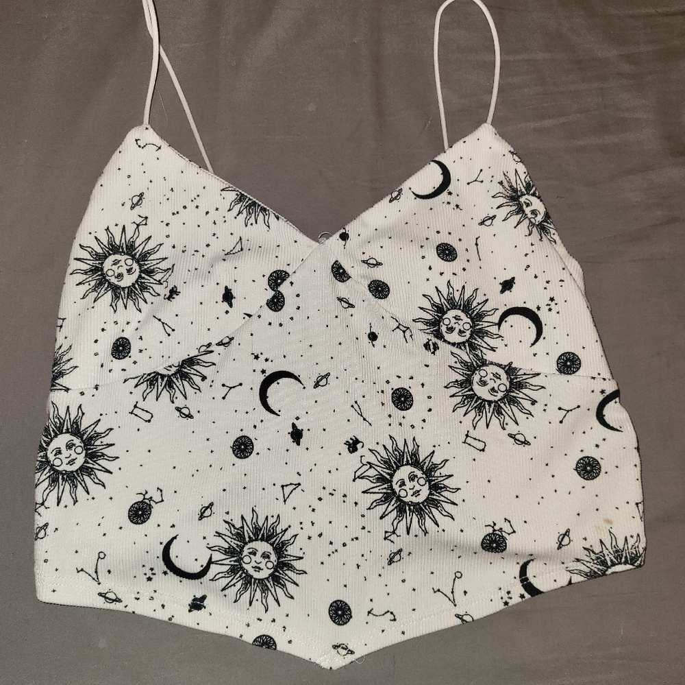 Sun and moon crop top